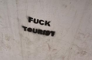 0724 Spaanse protesten tegen toerisme